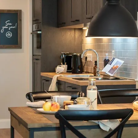 아파트 Appartmenthaus-suedstrand-44-wohnung-2 *